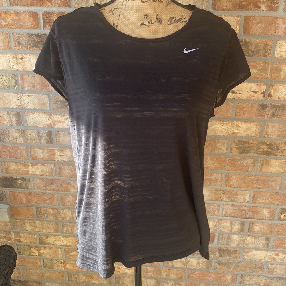 Black Nike Top